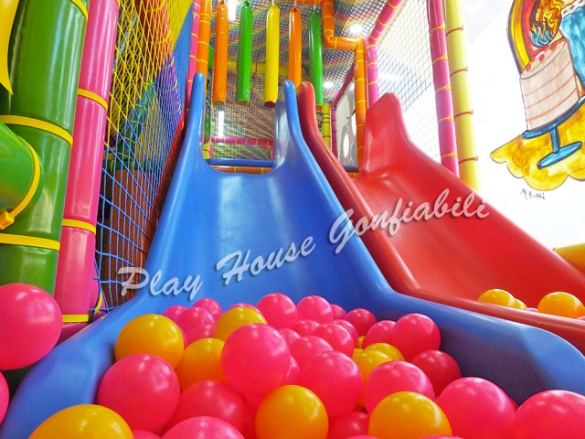Gioco Plyground su ruote